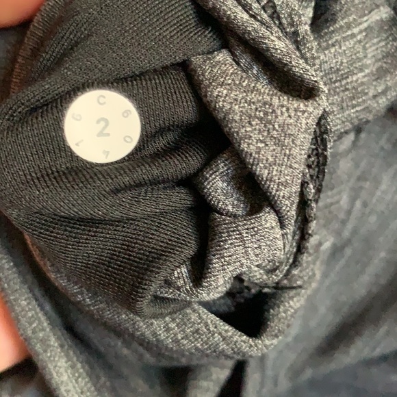 Bundle of 3 Lululemon leggings size 2 - Picture 8 of 14